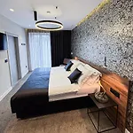 Calma Luxury Rooms